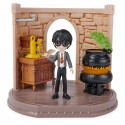 Spin Master Wizarding World Classe di Pozioni con bambola esclusiva Harry Potter e accessori 6061847